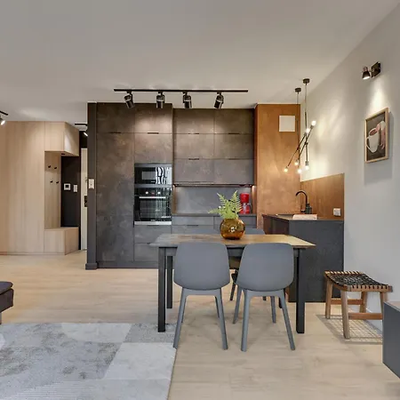 Apartament Forest Rivus With Parking By Lion *