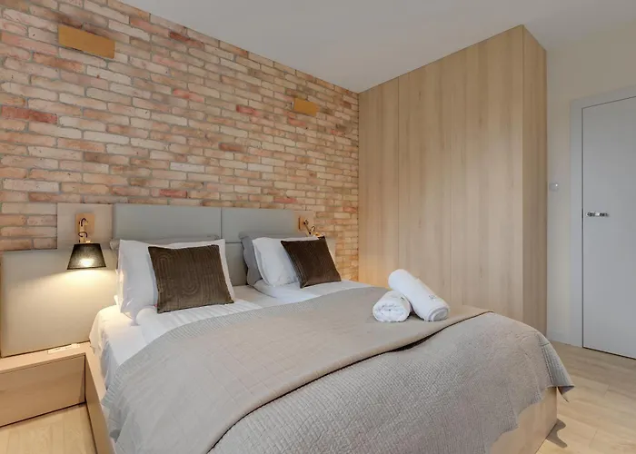 شقة Forest Rivus With Parking By Lion غدينيا