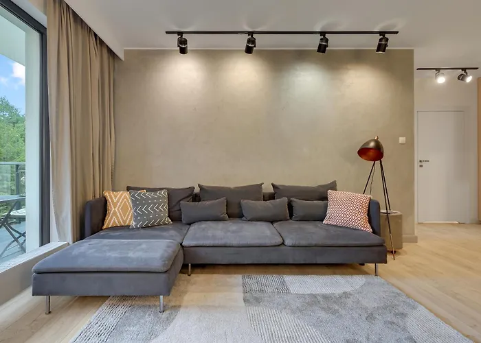 Forest Rivus With Parking By Lion شقة *